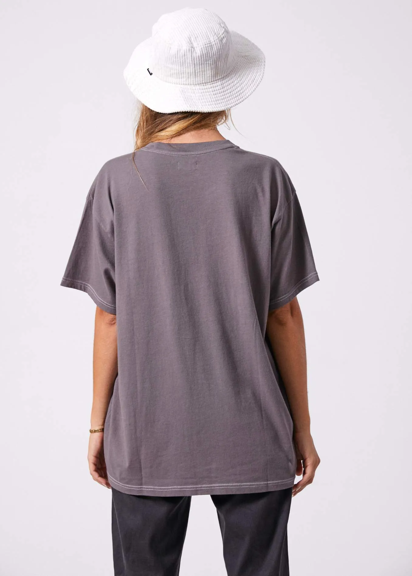 Afends Womens Afends Country - Oversized Tee - Charcoal