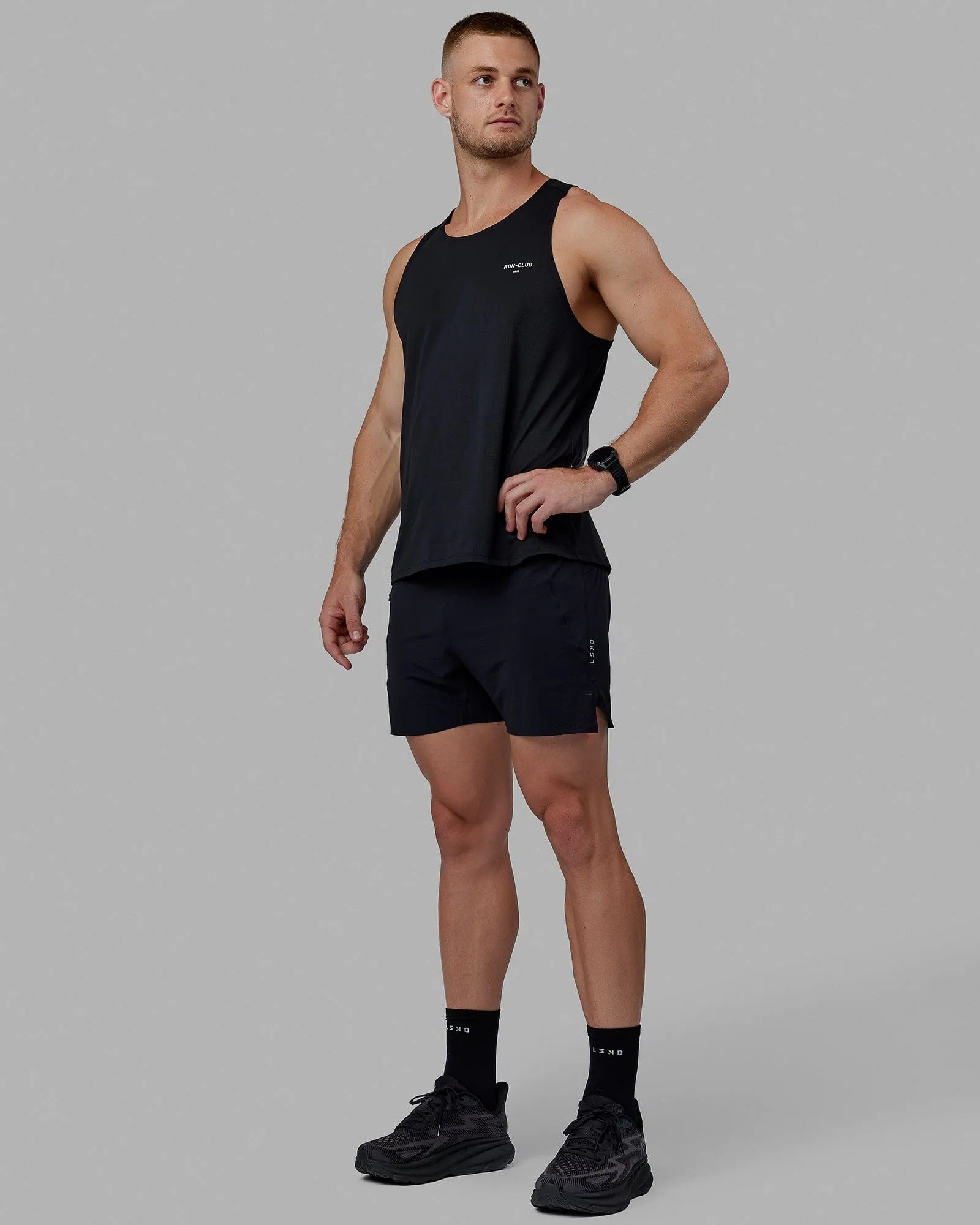 RUN–CLUB Performance Tank - Black