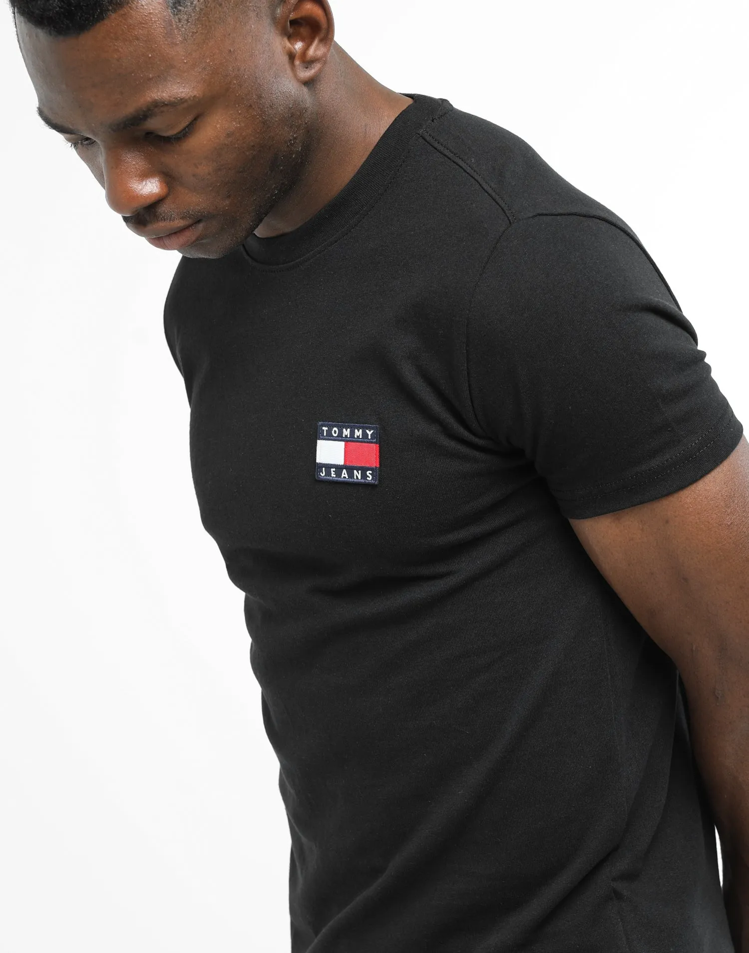 Tommy Jeans TJM Tommy Badge Tee Tommy Black